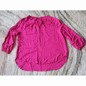 Violet + Claire Flowy Magenta Blouse Size Large